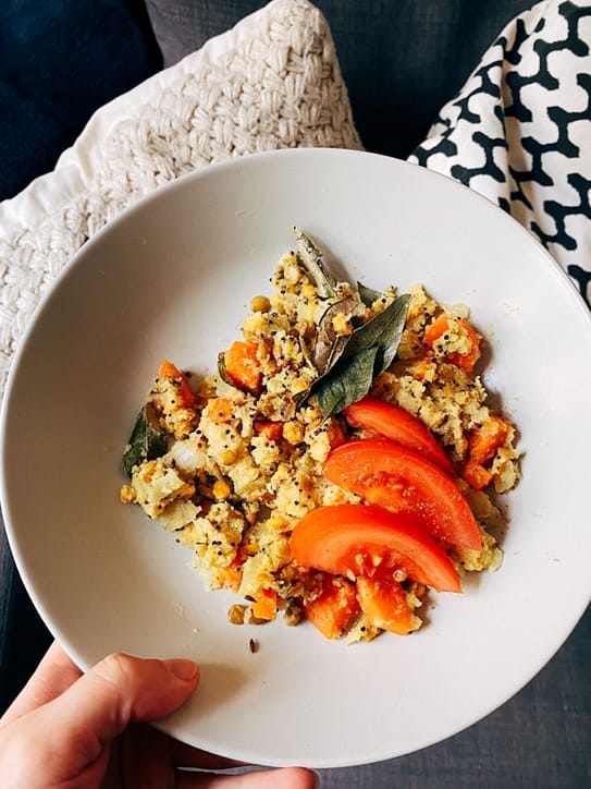Upma – hartig griesmeel ontbijt Upma – hartig griesmeel ontbijt